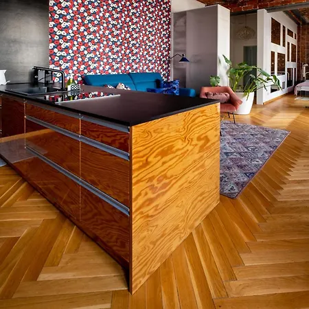 Rentplanet - Nowa Papiernia Wroclaw