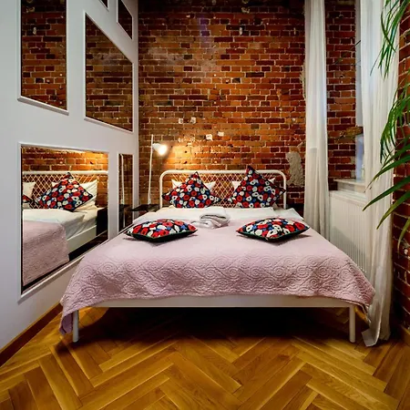 Rentplanet - Nowa Papiernia Apartment Wroclaw